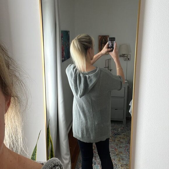 Narural Reflections Short‎ Sleeve Hooded Knit Gray Sweater Size Small - Picture 4 of 7